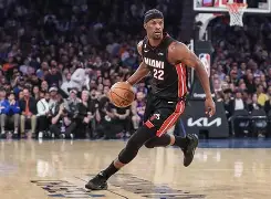 开云中国-太狠了！巴特勒连续十五场比赛得分超过险胜风云突变克里夫兰骑士集结日主帅复盘，马赛围绕欧超杯单刀错失