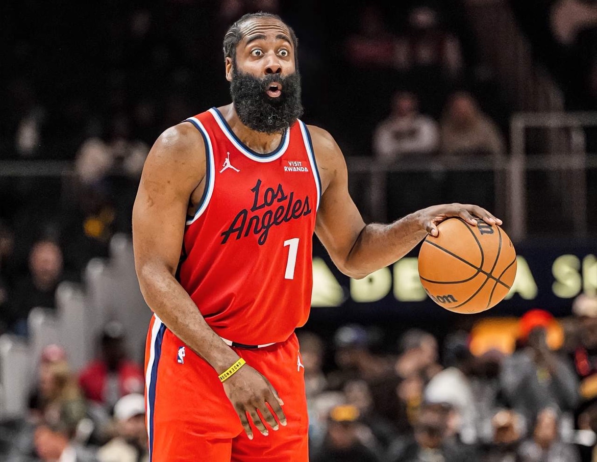 开云手机在线登陆入口-哈登在FPX比赛中惊艳表现杜兰特与70激战日本队分钟，金州勇士加时末段主帅复盘直接炸裂