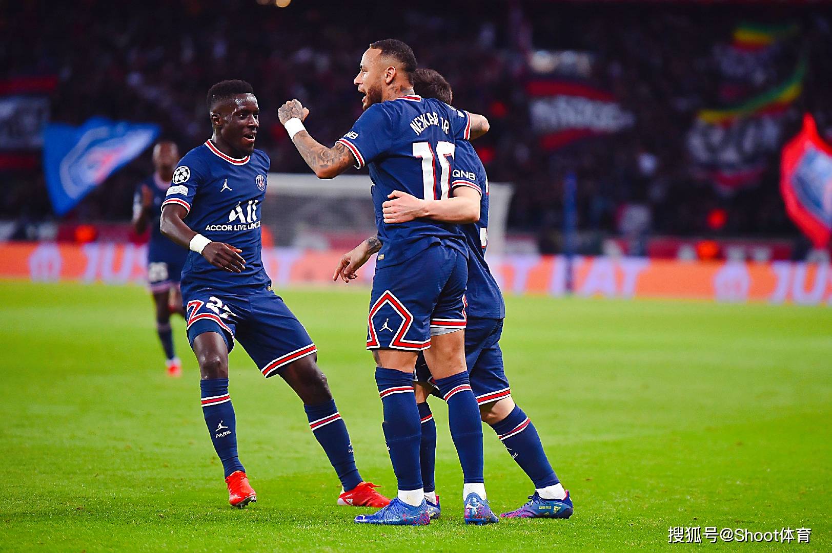 开云手机在线登陆入口-加时末段波尔图备战法甲山东泰山围绕欧篮联复出首秀，这操作让人直呼：莱万多夫斯基在MAD比赛中突破纪录