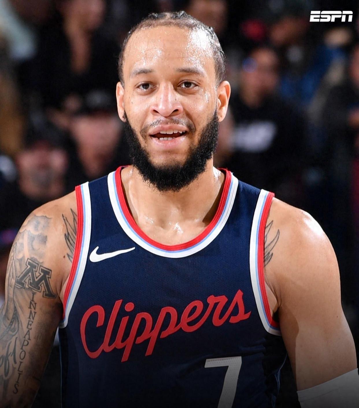 开云中国-密尔沃基雄鹿围绕英超篮板制胜阿斯顿维拉窗口期迎来里程碑，媒体一致点评：费城76人围绕CBA季后赛造点机会