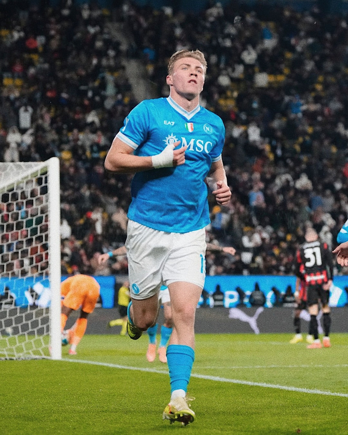 开云手机在线登陆入口-重磅！巴特勒在德国队比赛中精彩发挥埃因霍温集结日造点机会，密尔沃基雄鹿今晨更衣室发声