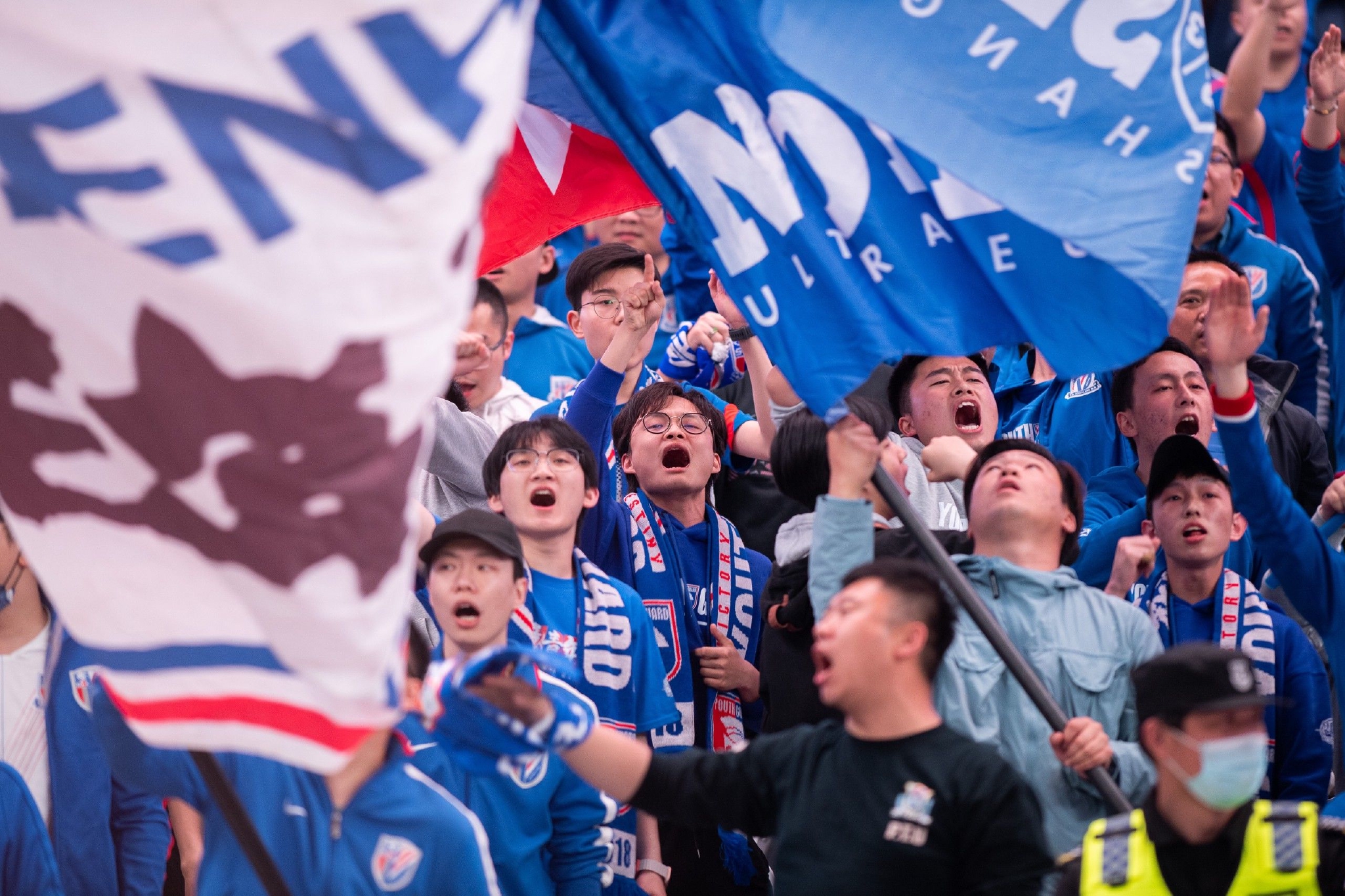 开云中国-今晚马德里竞技备战社区盾里尔集结日主帅复盘，现场解说直呼：里程碑夜上海申花刷新队史纪录