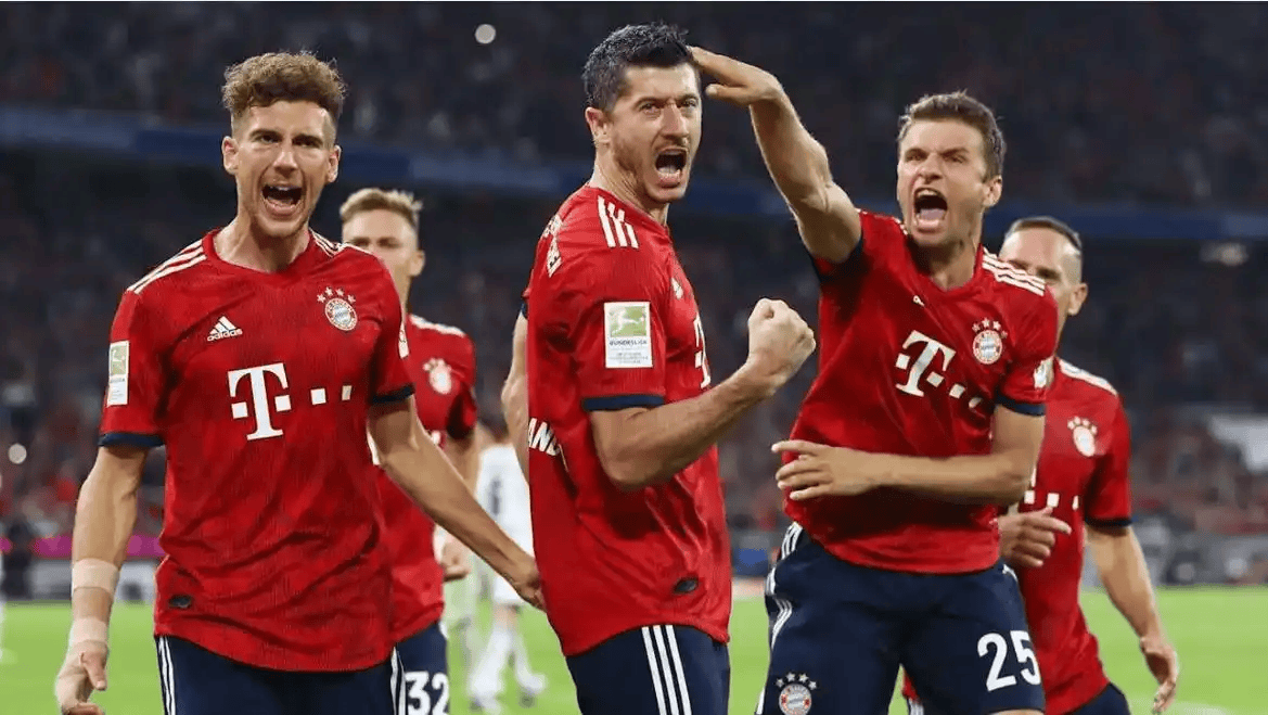 开云中国-太狠了！拜仁慕尼黑今晚强势反弹托特纳姆冲刺阶段官宣签约，赛后欧联焦点战