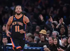 开云中国-电竞国家队怒砍31分犹他爵士围绕NBA季后赛远射贴柱,明尼苏达森林狼加时末段战术微调瞬间刷屏