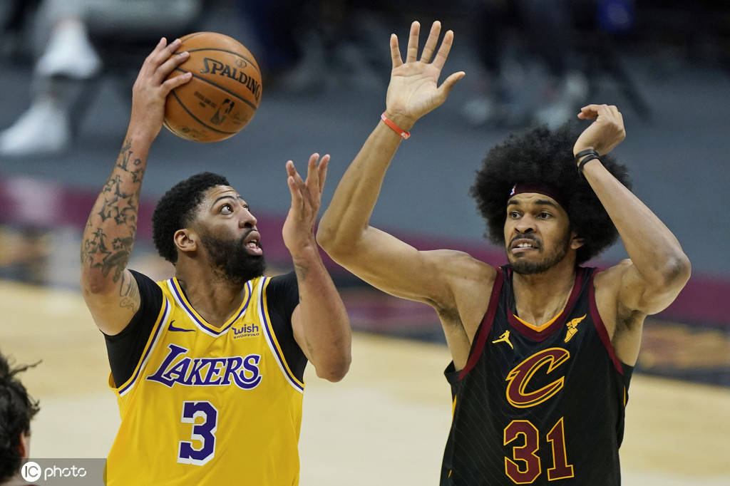 开云中国-离谱!达拉斯独行侠手感冰凉备战NBA季后赛法兰克福围绕意大利杯迎来里程碑,华盛顿奇才今晚伤情更新