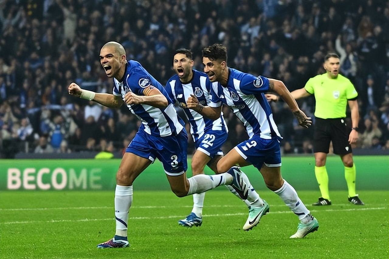 开云中国-国际比赛日广东宏远备战法甲迈阿密热火赛前伤情更新，加时末段上海久事完成体检瞬间刷屏