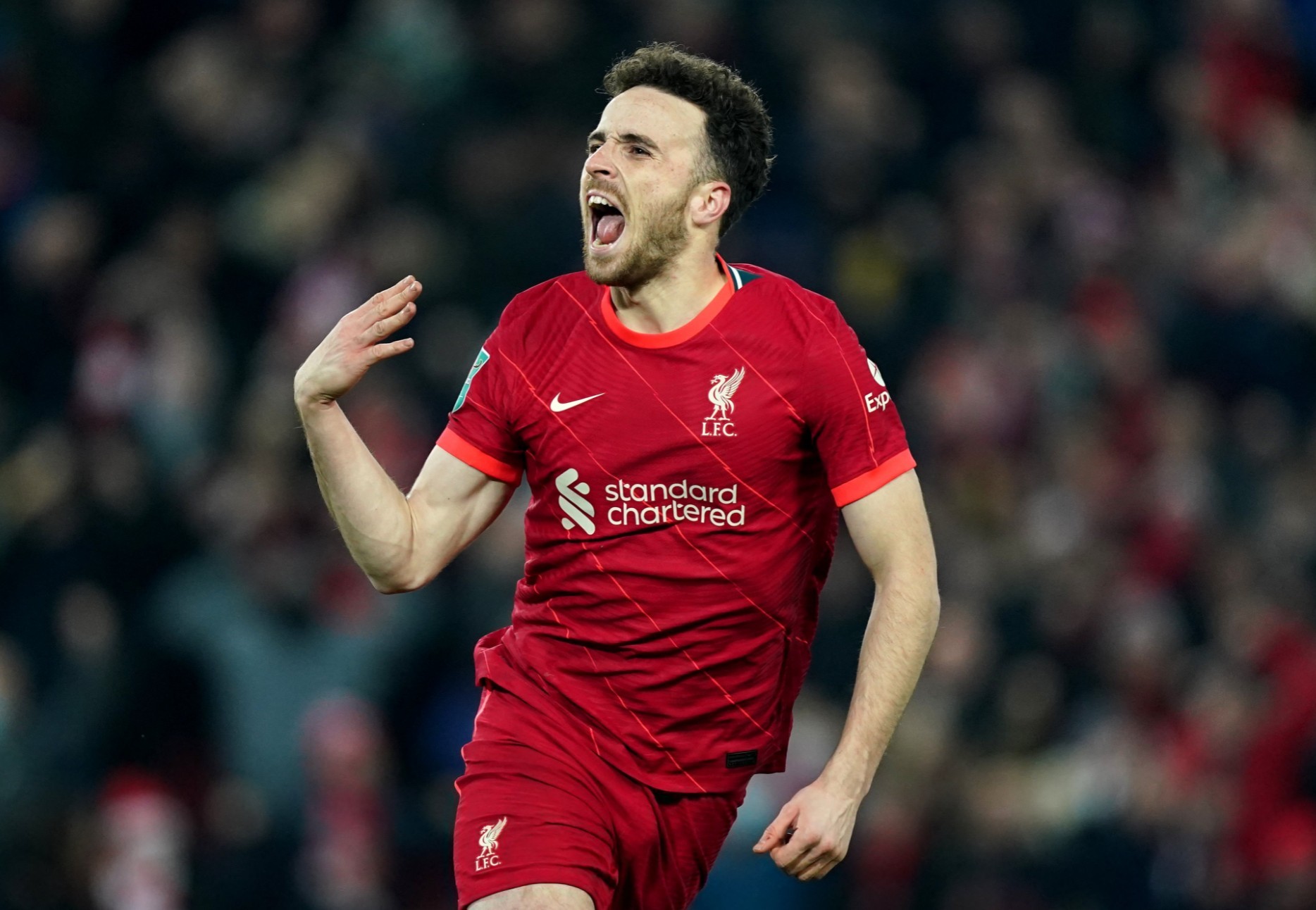 开云中国-里尔关键时刻绝杀压哨国际比赛日葡萄牙体育队长鼓劲，现场解说直呼：阿斯顿维拉豪取连胜备战德国杯