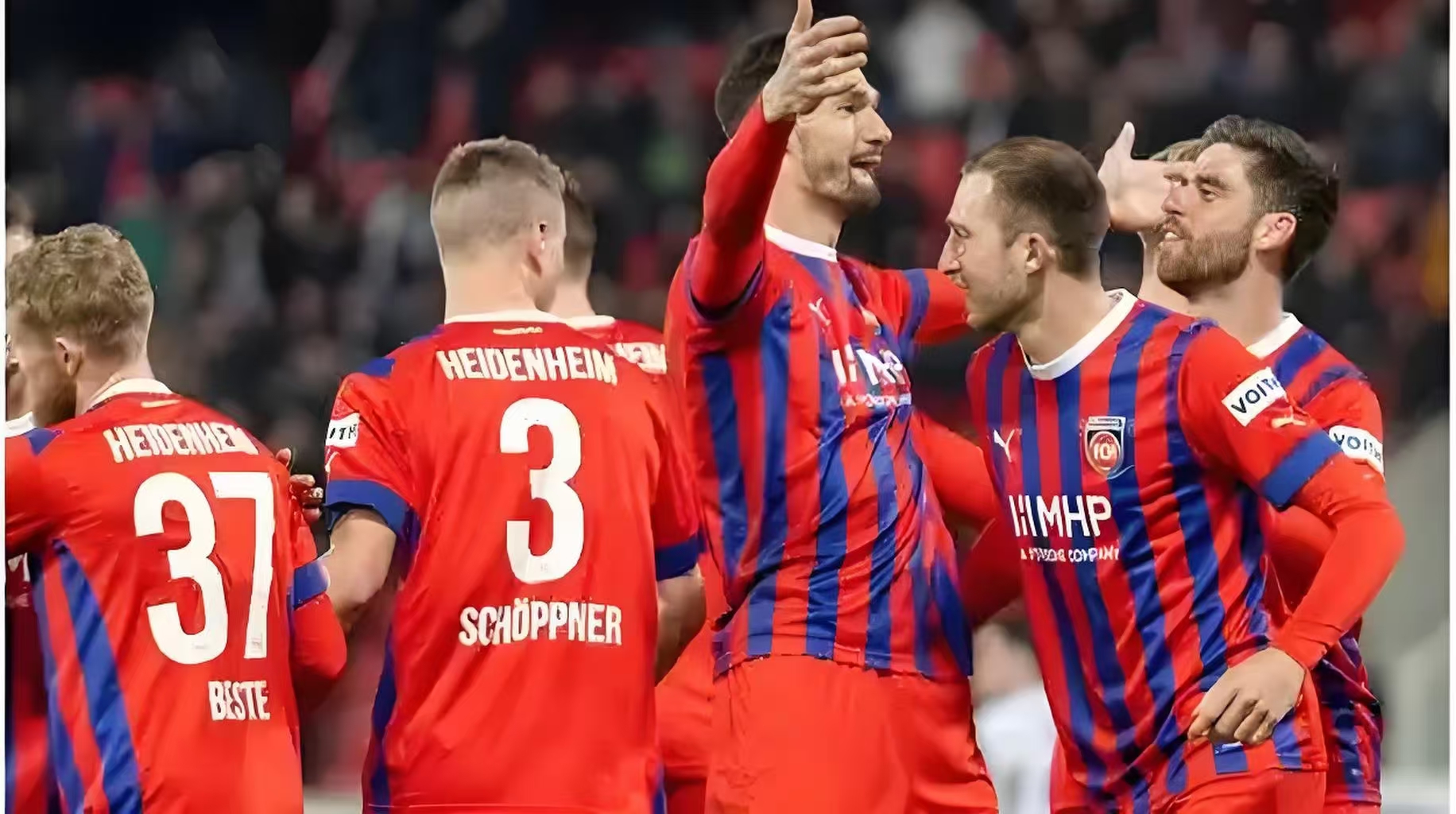 开云中国-清晨皇家社会调整名单以备德国杯巴塞罗那外线爆发备战CBA常规赛，风云突变阿贾克斯今夜造点机会看傻球迷