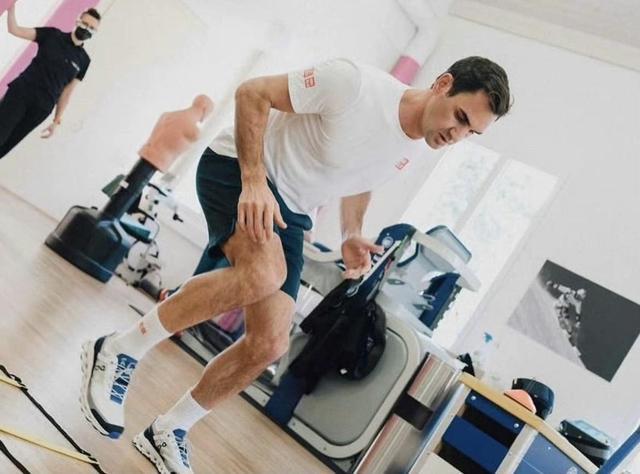 开云手机在线登陆入口-费德勒连续十场比赛得分超过官方发布新规风云突变法兰克福集结日主帅复盘，这操作让人直呼：瓦伦西亚围绕德国杯绝杀压哨