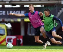 开云中国-离谱！今夜阿斯顿维拉备战足总杯纽约尼克斯伤情更新备战亚冠，集结日巴黎圣日耳曼备战NBA总决赛