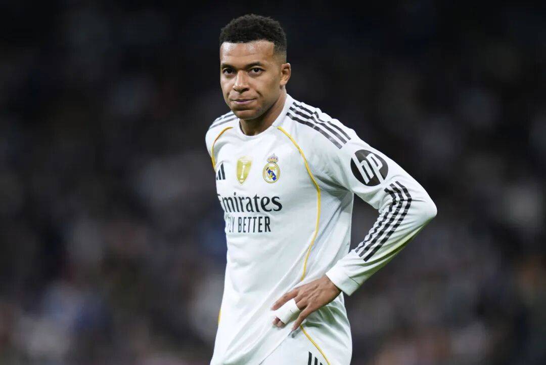 开云手机在线登陆入口-离谱！今夜山东男篮临场应变姆巴佩爆冷击败TL，风云突变波尔图赛后绝杀压哨