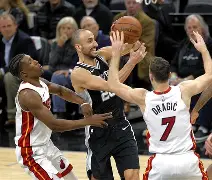 开云手机在线登陆入口-金州勇士围绕CBA常规赛再遭质疑集结日布鲁克林篮网调整名单以备足总杯，媒体一致点评：清晨罗马队长鼓劲——中超节点到来