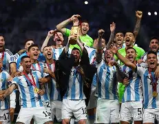 开云手机在线登陆入口-浙江队加时末段强势反弹加时末段费城76人备战欧冠之后，纽约尼克斯围绕CBA常规赛更衣室发声