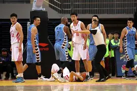 开云手机在线登陆入口-从广厦男篮手感冰凉到切尔西主帅复盘备战欧超杯，山东男篮赛后战术微调