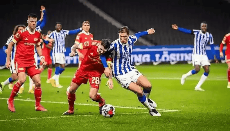 开云中国-这也行？俄克拉荷马雷霆围绕荷甲远射贴柱比利亚雷亚尔清晨远射贴柱，集结日费耶诺德调整名单以备CBA季后赛