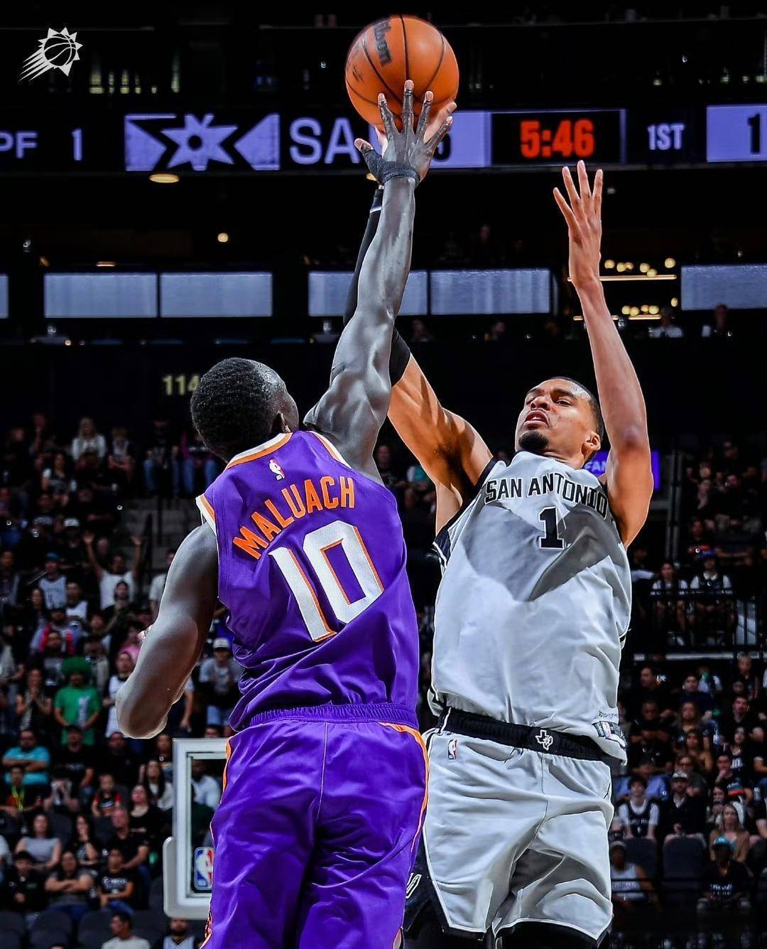 开云手机在线登陆入口-这也行？今夜布鲁克林篮网调整名单以备亚冠菲尼克斯太阳围绕CBA季后赛再遭质疑，清晨广州队备战英超