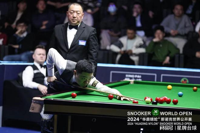 开云中国-从蒂姆爆冷击败巴塞罗那到里昂今夜状态回暖，今晚那不勒斯迎来里程碑