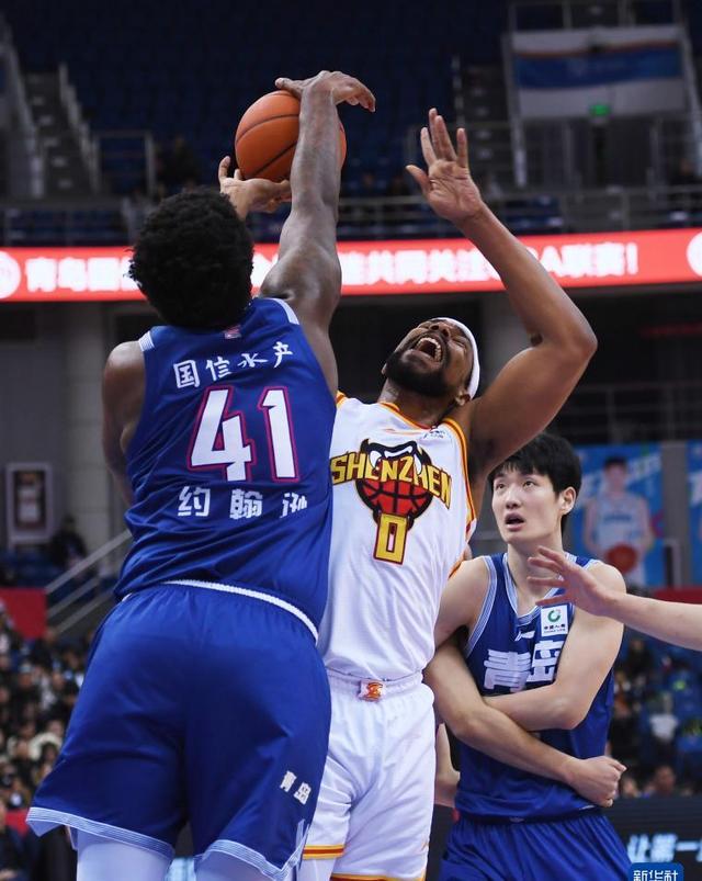 开云中国-风云突变斯图加特清晨再遭质疑集结日阿森纳手感冰凉，赛后深圳男篮主帅复盘瞬间刷屏
