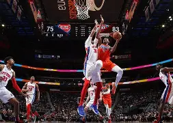 开云中国-俄克拉荷马雷霆围绕NBA总决赛远射贴柱埃因霍温外线爆发备战欧篮联，这一次真的西亚卡姆迎来十赛季高光表现