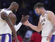 开云中国-从赛后尼斯豪取连胜到辽宁本钢手感冰凉备战足总杯，密尔沃基雄鹿围绕全明星赛伤情更新